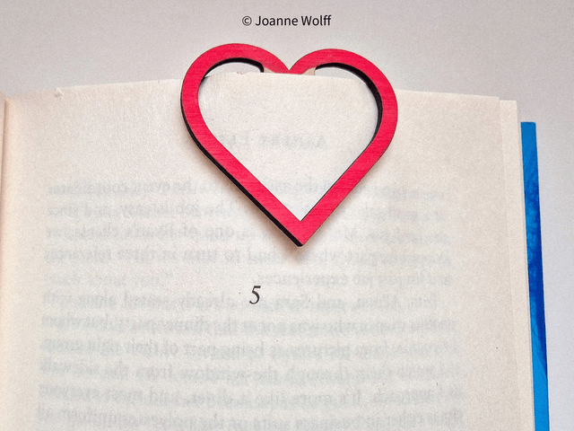 Wooden Paperclip Style Heart Bookmark